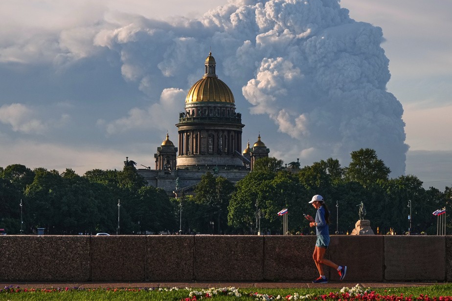 Guerre en Ukraine : frappes meurtrières sur Saint-Pétersbourg et Sloviansk, le géant Wildberries encore dans la mire