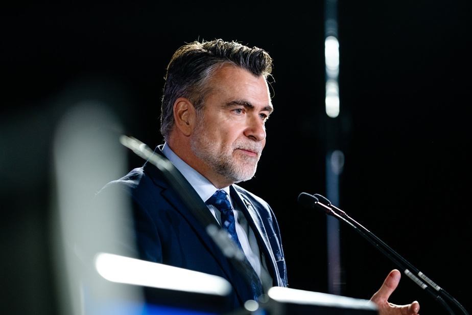 PLQ: Blackburn renonce, Milliard vers un couronnement