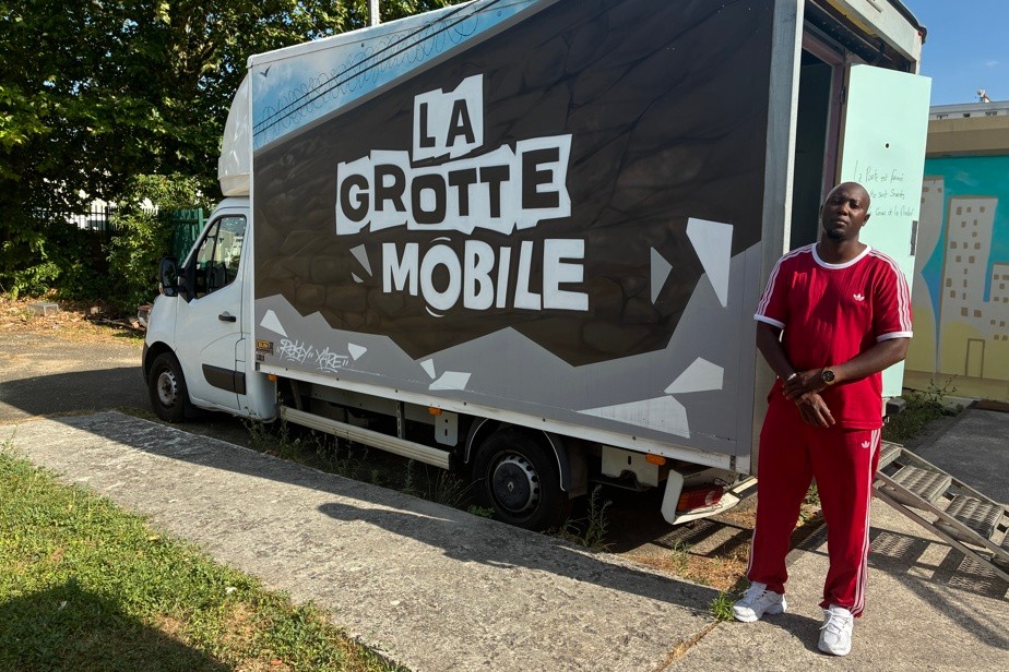 Un ex-détenu promène sa «grotte mobile» en France pour faire peur aux jeunes tentés par la criminalité