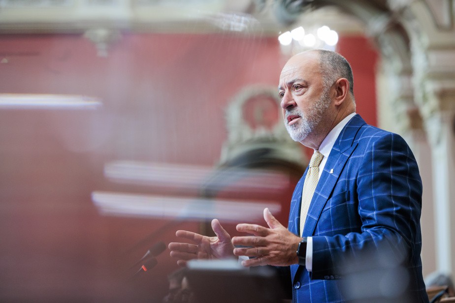 Santé Québec : Christian Dubé demande qu'on laisse sa réforme respirer